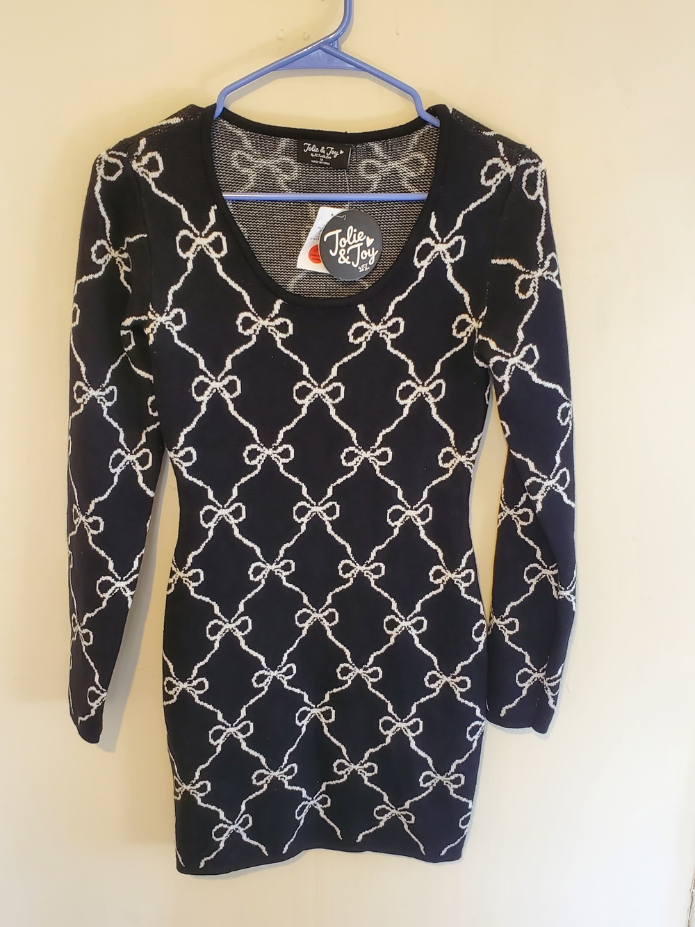 Jolie & Joy Black Sweater Dress with White Bow Pattern SIZE M